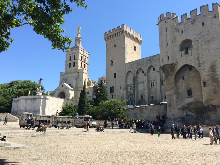 julie's phone 220515 060