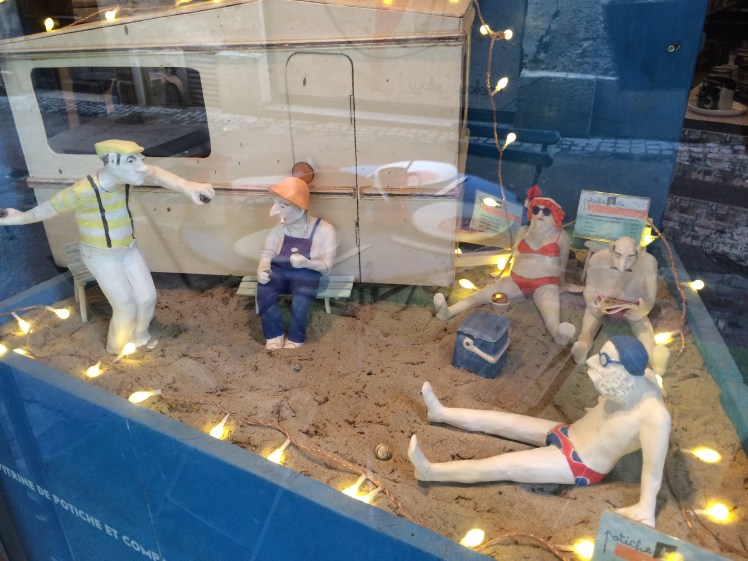 julies phone 181115 110