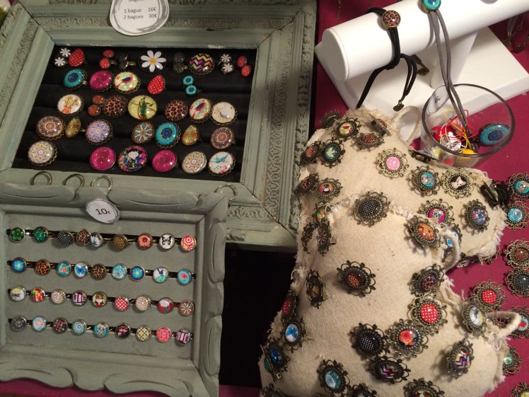 julies phone 181115 119