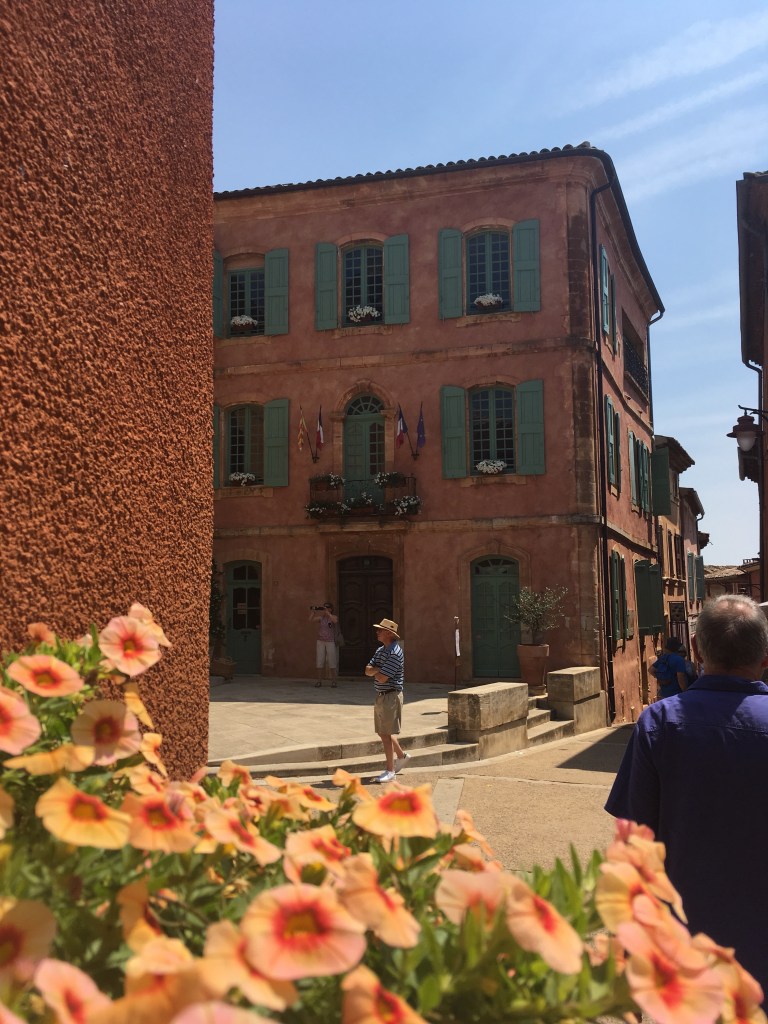 The Legend of Roussillon – a tale of illicit love and a tragic end ...